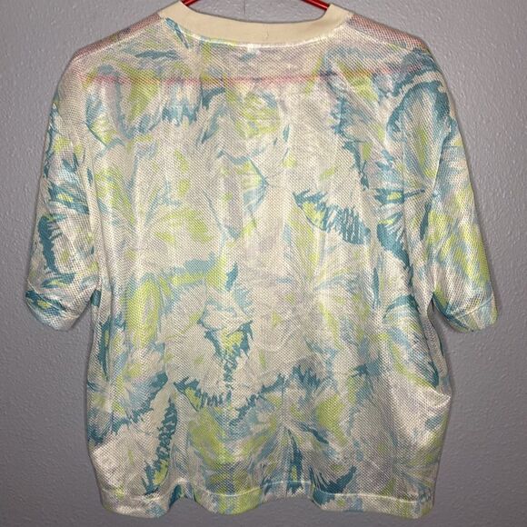 NWT New Under Armour Mesh Graphic Tie Dye Print Cropped Tee Shirt Size Large - Picture 8 of 8